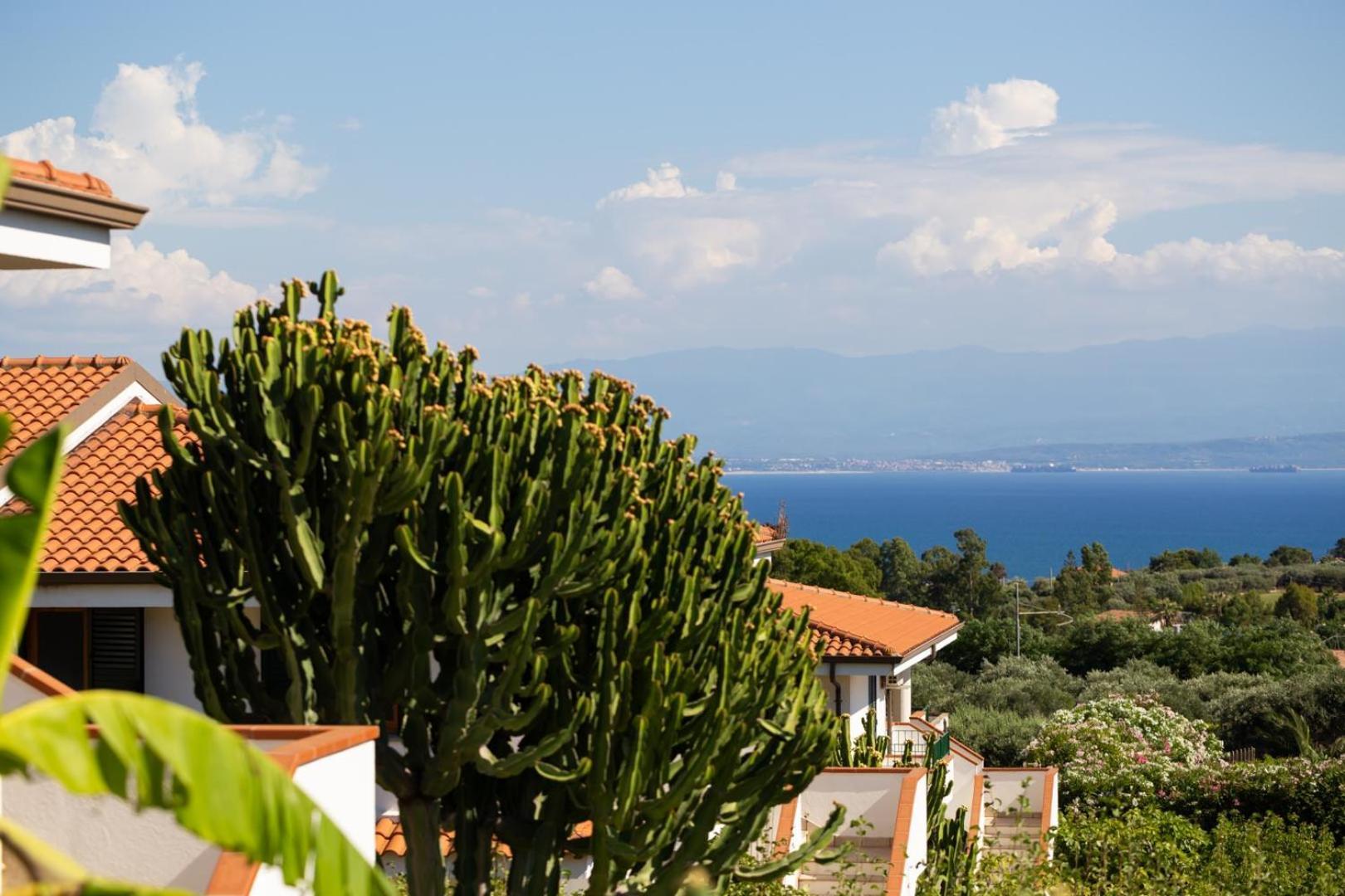 Hotel Il Gattopardo à Capo Vaticano Extérieur photo